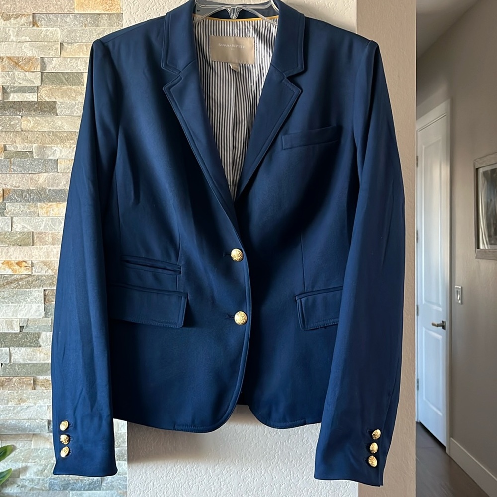 Blue Women’s Banana Republic Blazer.